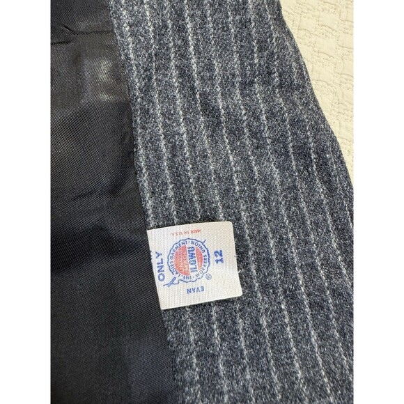 Evan Picone Lord & Taylor Pinstripe Blazer Velvet Collar Vintage | Size 12 - Picture 8 of 14